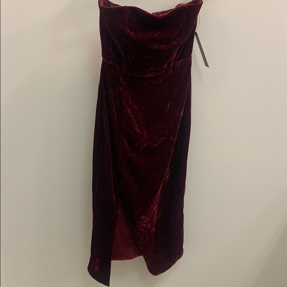 Lulus Maroon Velvet Strapless Dress